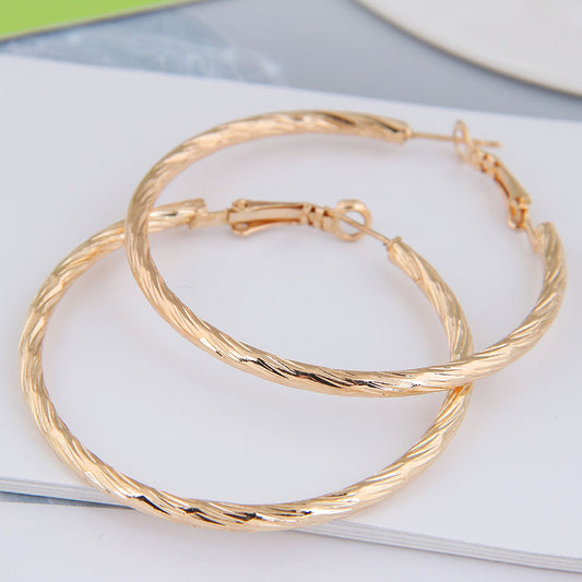 GOLDEN HOOPS